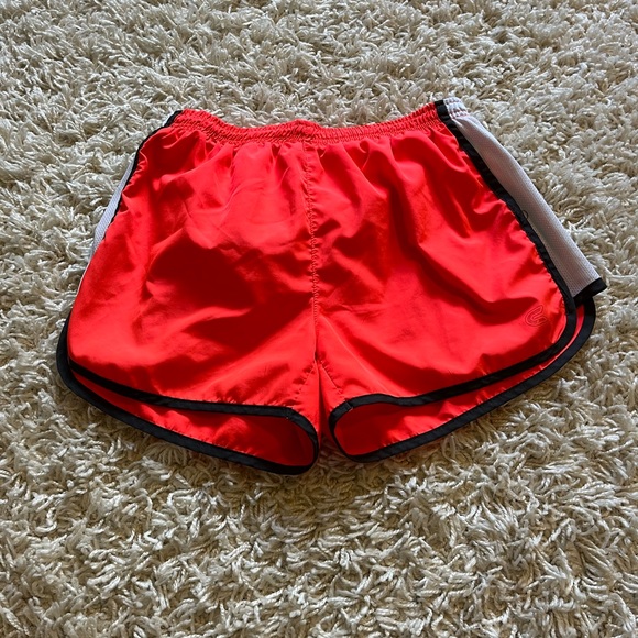 COLOSSEUM Dri running shorts - Picture 2 of 7